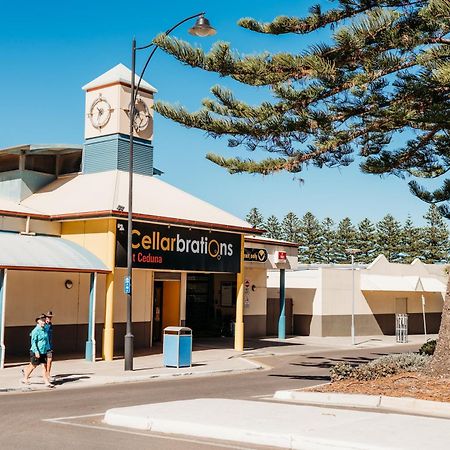 Ceduna Foreshore Hotel Motel Экстерьер фото